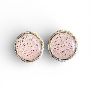 Vintage Lisner Goldtone Light Pink Round Clip On Earrings Black Speckled